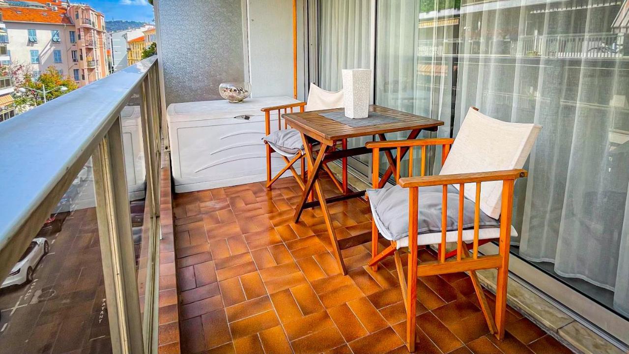 Very Central Apartment With Terrace Nice Bagian luar foto