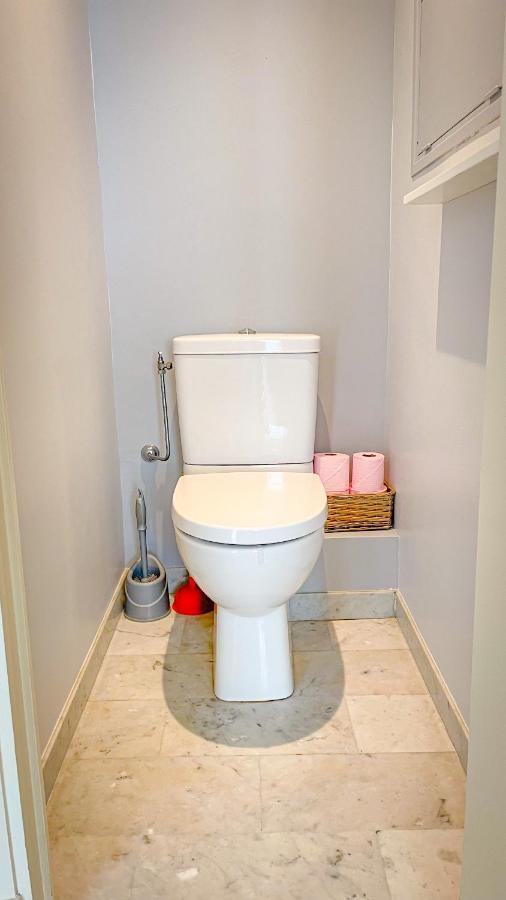 Very Central Apartment With Terrace Nice Bagian luar foto