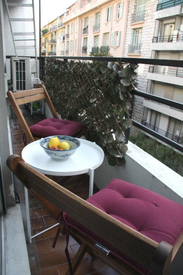 Very Central Apartment With Terrace Nice Bagian luar foto